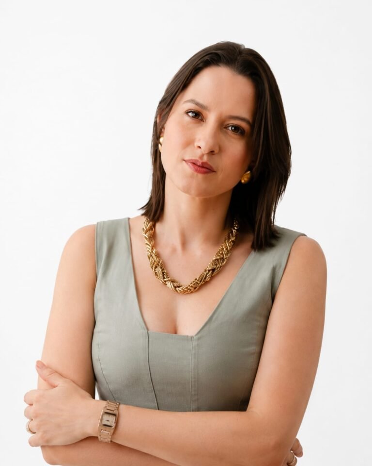 Dra. Aleksandra Almeida